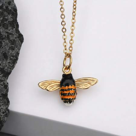 Hummel Kette Silber vergoldet, handemaillierter Hummel Anhänger