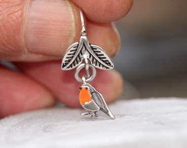 Red robin bird dangling earrings