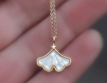 White Shell Ginkgo necklace. 18K gold dainty mother of pearl necklace
