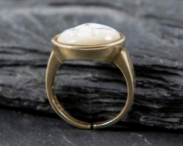 Carved Shell Moon Face Ring