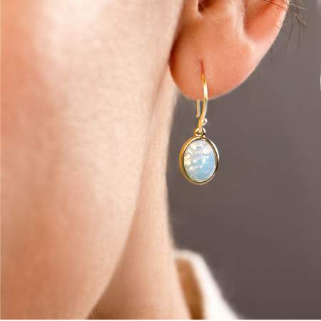 Ohrringe mit seltenen vintage Opal Steinen. Sterling Silber vergoldete Ohrhaken