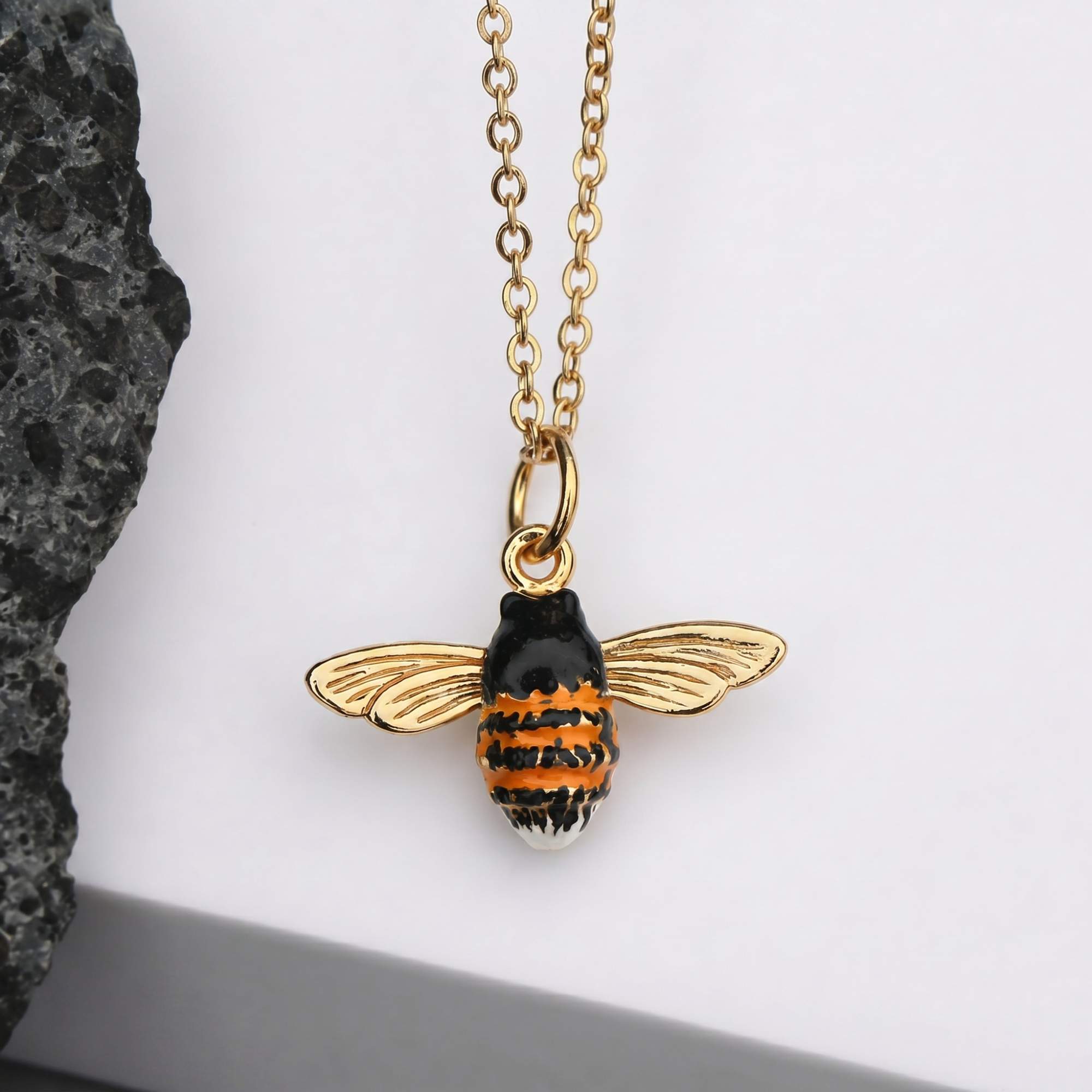 Hummel Kette Silber vergoldet, handemaillierter Hummel Anhänger