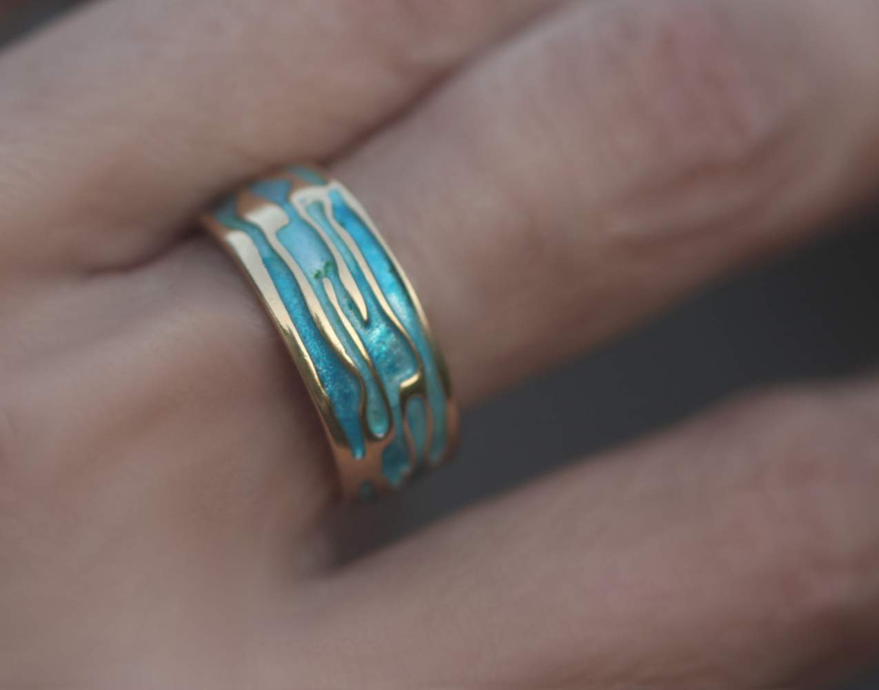 Ocean Ring. 18k gold plated sterling silver. Enamel in shades of turquoise