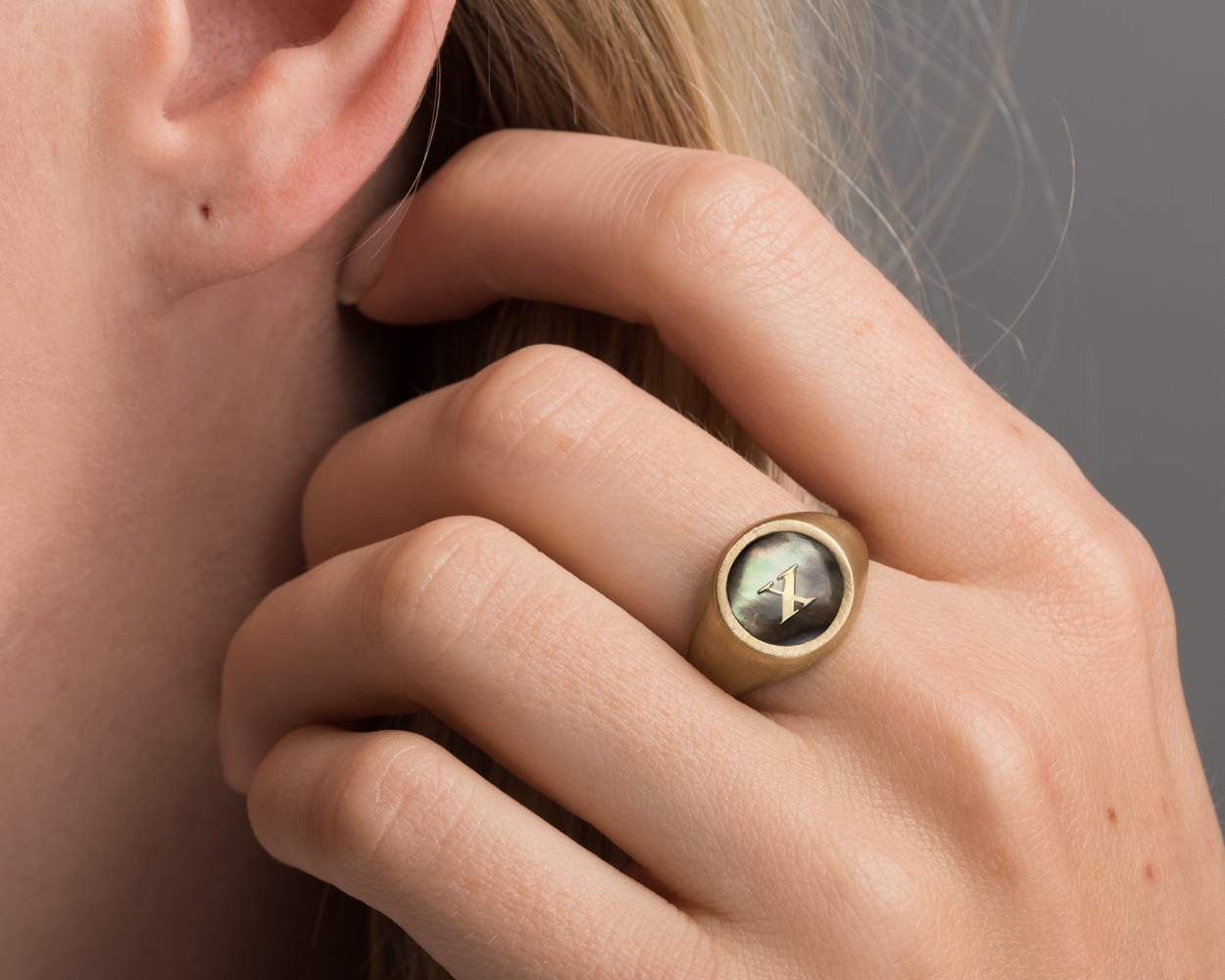 Initial signet ring. 14k gold, shell and letter. Personalized gift.