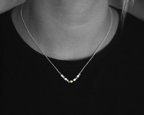 Swimming against the current necklace