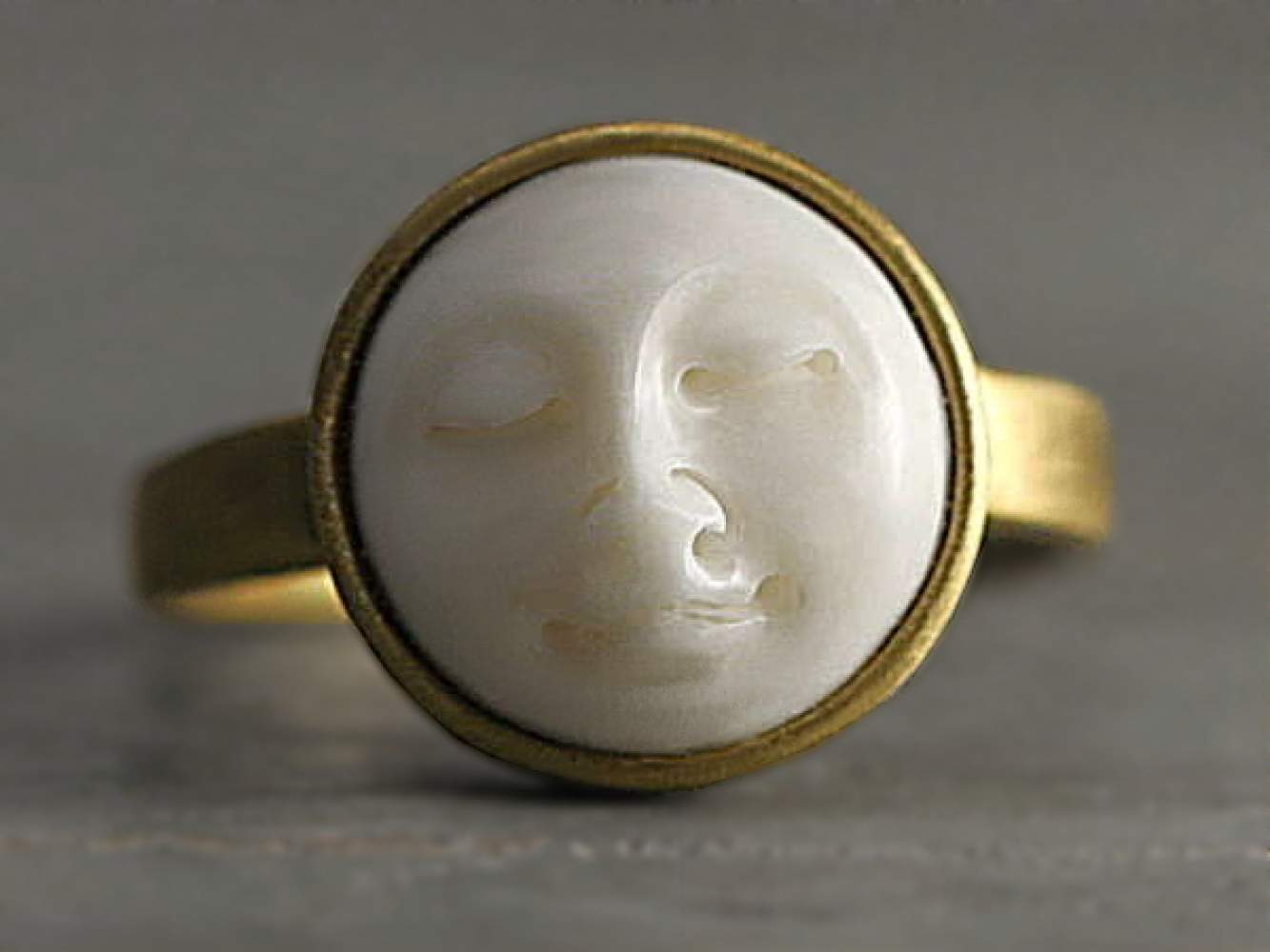 Moon Face Ring. Adjustable